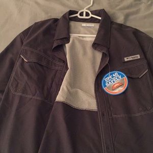 Columbia fishing shirt